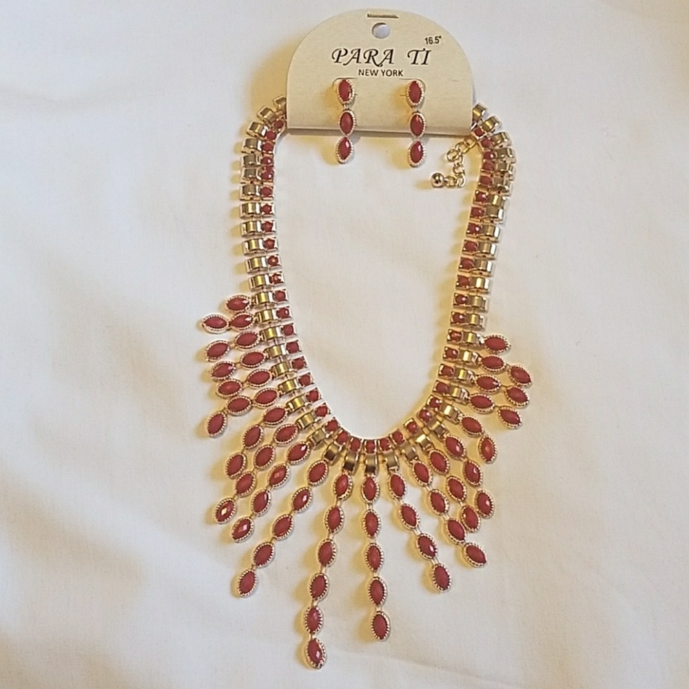 Statement necklace.